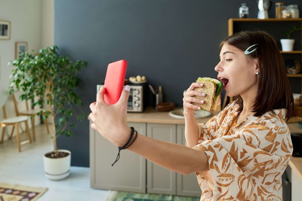 Why Brands and Influencers Follow Trends