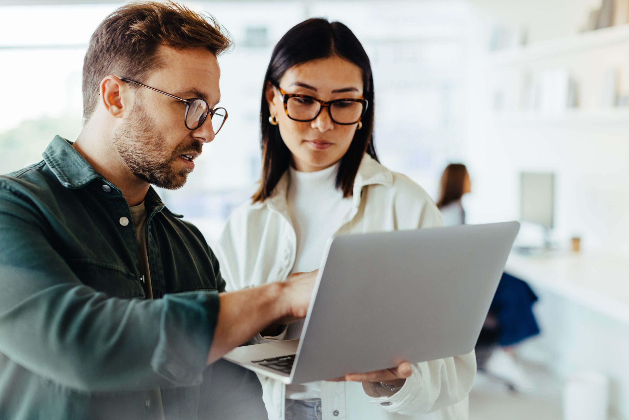 AtisfyReach vs Upfluence_Which Platform Is Right for You? AtisfyReach vs Upfluence: Which Platform Is Right for You?